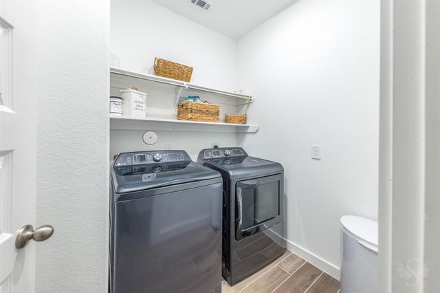 7018 Pondhawk Dr, Katy, TX 77493