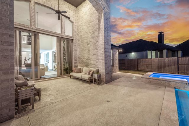 7018 Pondhawk Dr, Katy, TX 77493