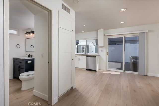 9538 Bickley Dr 2, Huntington Beach, CA 92646