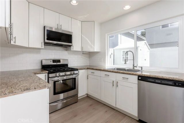 9538 Bickley Dr 2, Huntington Beach, CA 92646