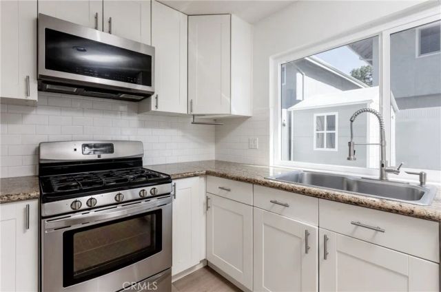 9538 Bickley Dr 2, Huntington Beach, CA 92646