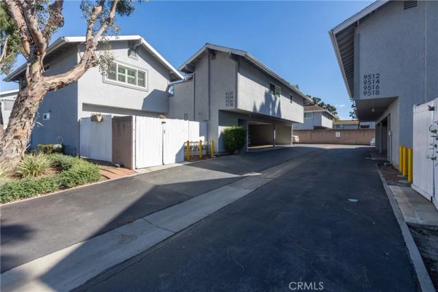 9538 Bickley Dr 2, Huntington Beach, CA 92646