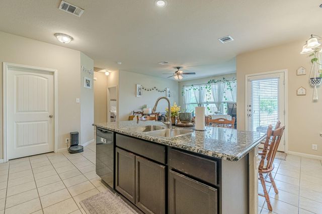 479 Willow Arch, New Braunfels, TX 78130