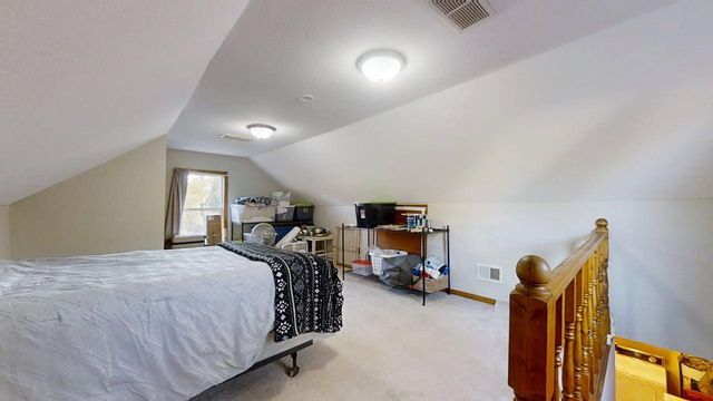 352 S Vermillion Street, Paxton, IL 60957