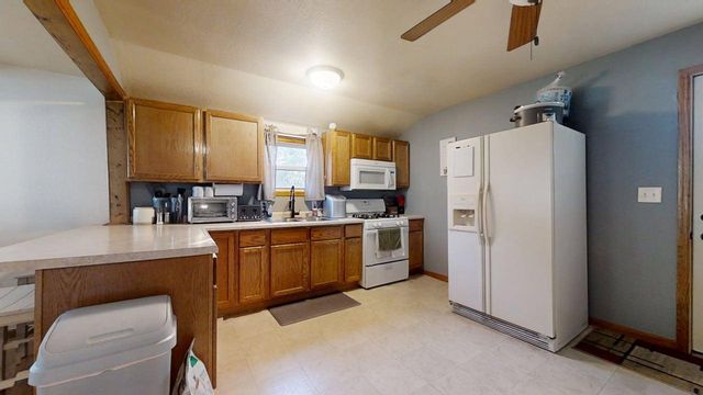 352 S Vermillion Street, Paxton, IL 60957