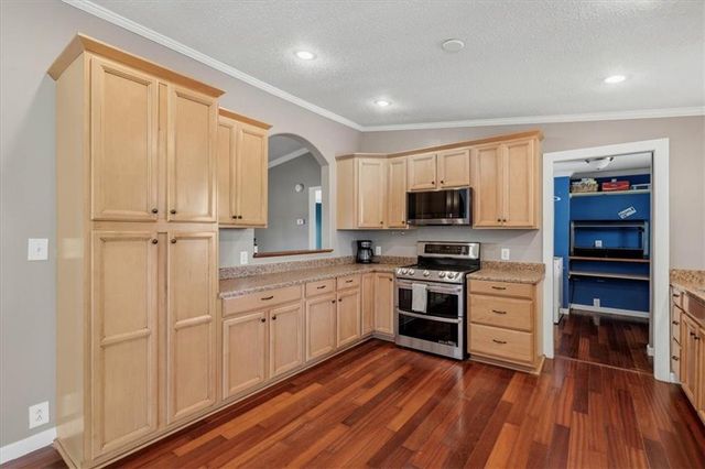 4312 K-68 Highway, Wellsville, KS 66092