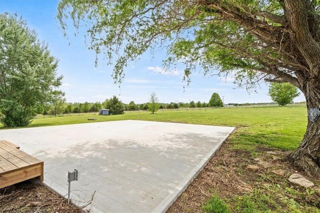 4312 K-68 Highway, Wellsville, KS 66092