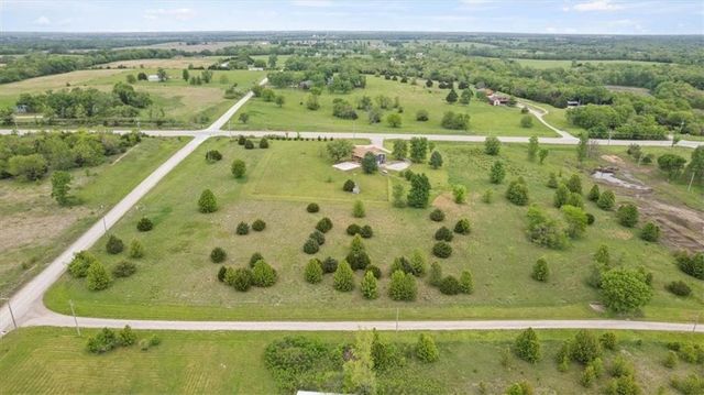 4312 K-68 Highway, Wellsville, KS 66092
