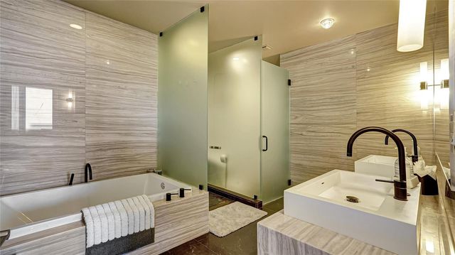 2200 N Ocean Boulevard S905, Fort Lauderdale, FL 33305