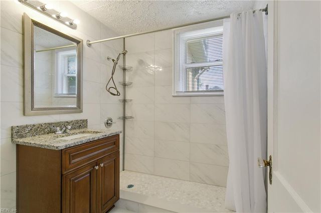 1346 26th ST, Newport News, VA 23607