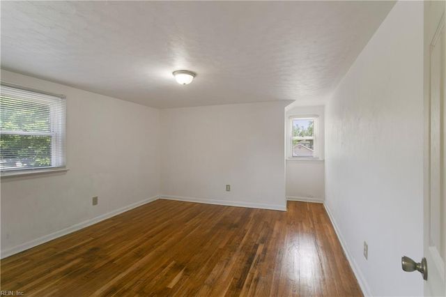 1346 26th ST, Newport News, VA 23607