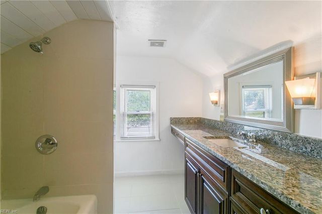1346 26th ST, Newport News, VA 23607