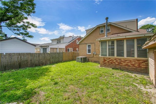 1346 26th ST, Newport News, VA 23607