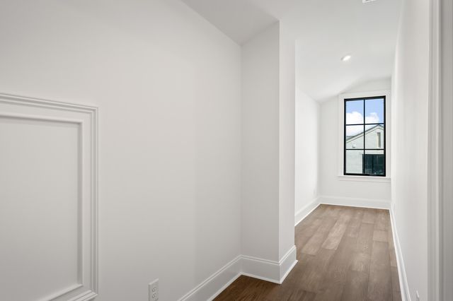 527 Divine Ct, Arrington, TN 37014