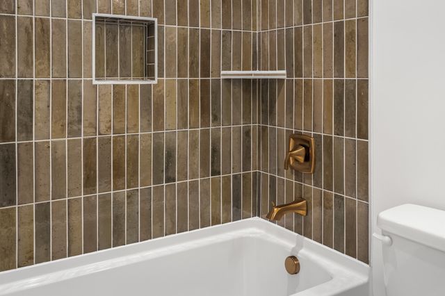 527 Divine Ct, Arrington, TN 37014