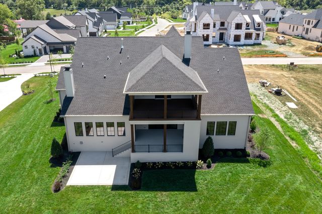 527 Divine Ct, Arrington, TN 37014