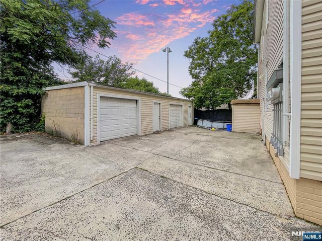 9 Patten Place, Newark, NJ 07112