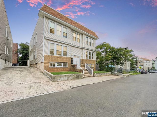 9 Patten Place, Newark, NJ 07112