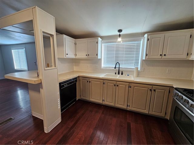 18411 Valley Boulevard 19B, Bloomington, CA 92316