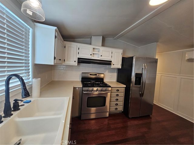 18411 Valley Boulevard 19B, Bloomington, CA 92316