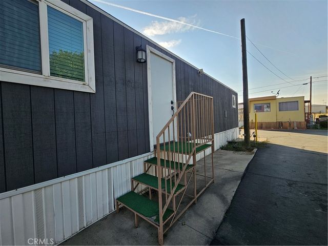 18411 Valley Boulevard 19B, Bloomington, CA 92316