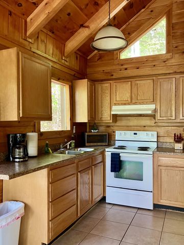 127 Getaways Road, Stanton, KY 40380