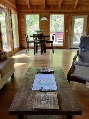 127 Getaways Road, Stanton, KY 40380