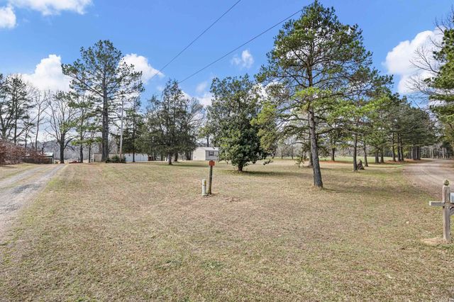 10776 Pin Oak Loop, Belleville, AR 72824