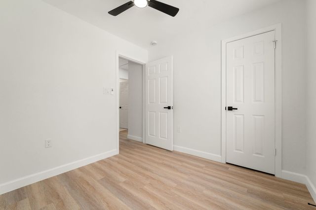 6614 Villarreal Drive, Houston, TX 77489