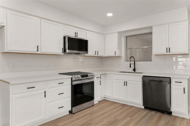 6614 Villarreal Drive, Houston, TX 77489