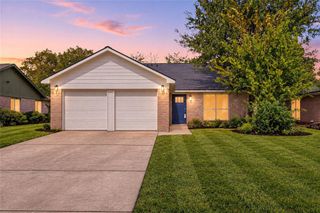 6614 Villarreal Drive, Houston, TX 77489