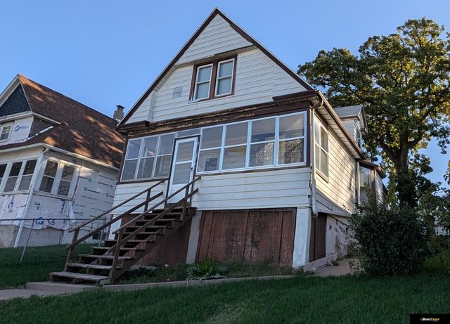 2707 S 20 Street, Omaha, NE 68108