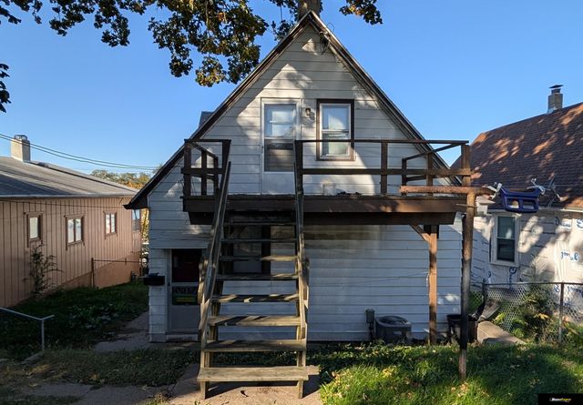 2707 S 20 Street, Omaha, NE 68108