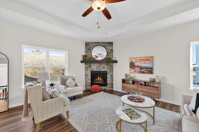 N67W25396 Vail LANE, Sussex, WI 53089