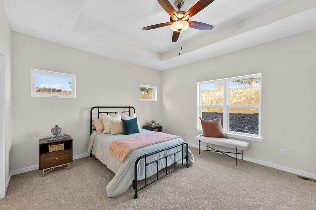 N67W25396 Vail LANE, Sussex, WI 53089