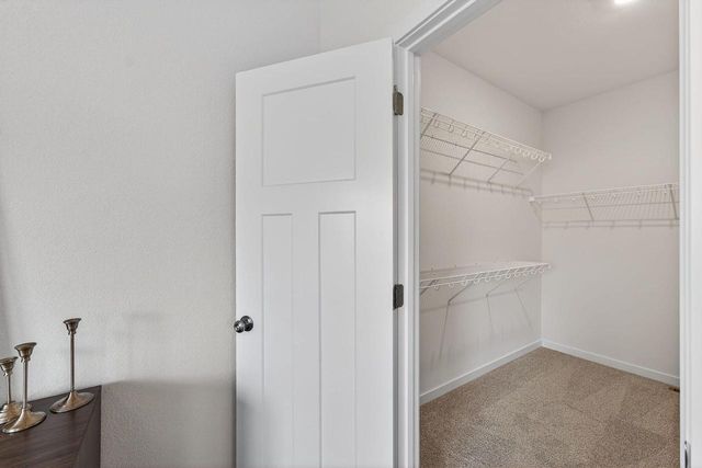 N67W25396 Vail LANE, Sussex, WI 53089