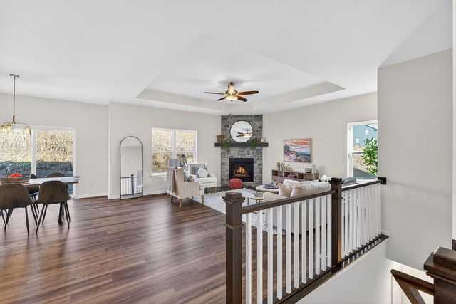 N67W25396 Vail LANE, Sussex, WI 53089