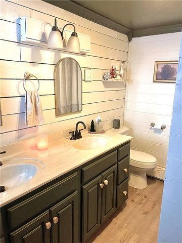 3310 State Route 31, Donegal, PA 15610