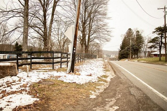 3310 State Route 31, Donegal, PA 15610