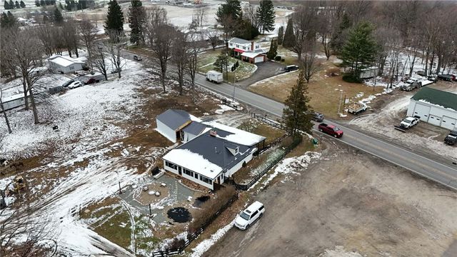 3310 State Route 31, Donegal, PA 15610