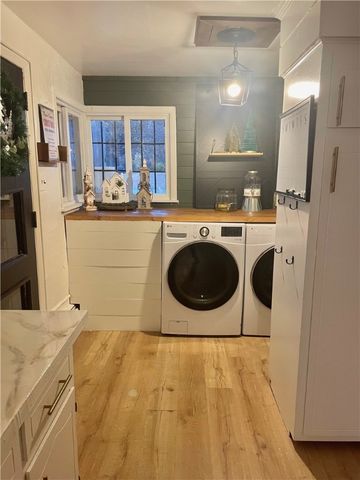 3310 State Route 31, Donegal, PA 15610