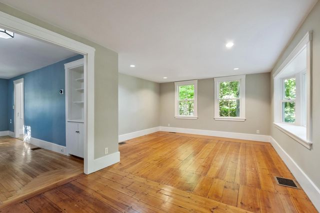 517 Main Street, Acton, MA 01720