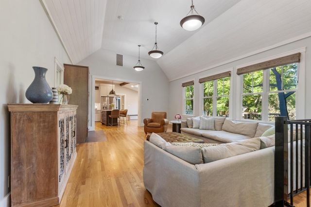517 Main Street, Acton, MA 01720