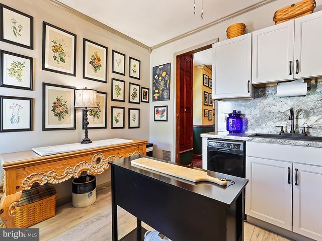 3712 NOTTINGHAM WAY, Hamilton, NJ 08690