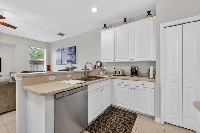 1373 SW Granville Avenue, Port St. Lucie, FL 34953