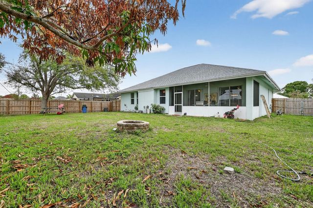 1373 SW Granville Avenue, Port St. Lucie, FL 34953