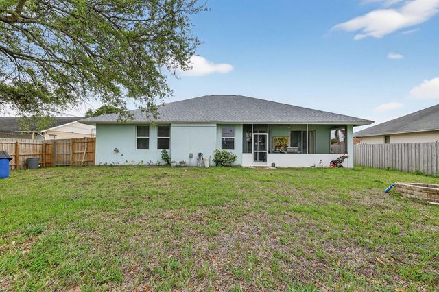 1373 SW Granville Avenue, Port St. Lucie, FL 34953