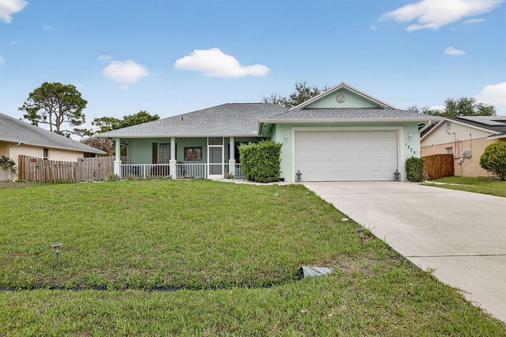 1373 SW Granville Avenue, Port St. Lucie, FL 34953