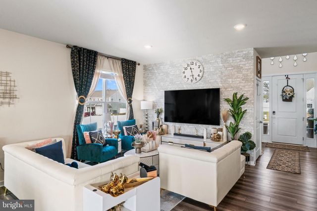 225 LEHIGH DR, Winchester, VA 22602