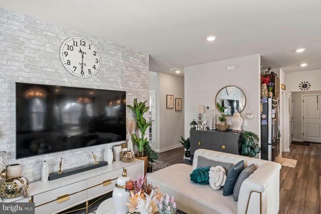 225 LEHIGH DR, Winchester, VA 22602